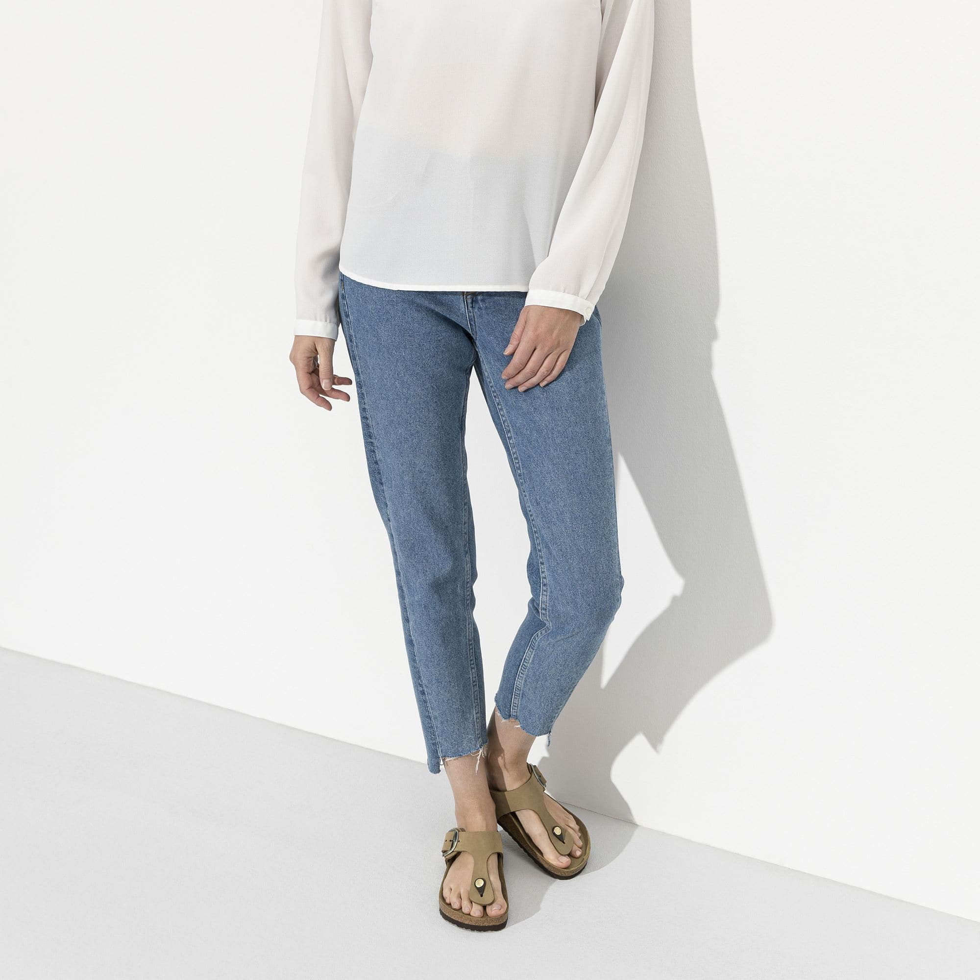 Gizeh Big Buckle Nubuck Leather - Image 7