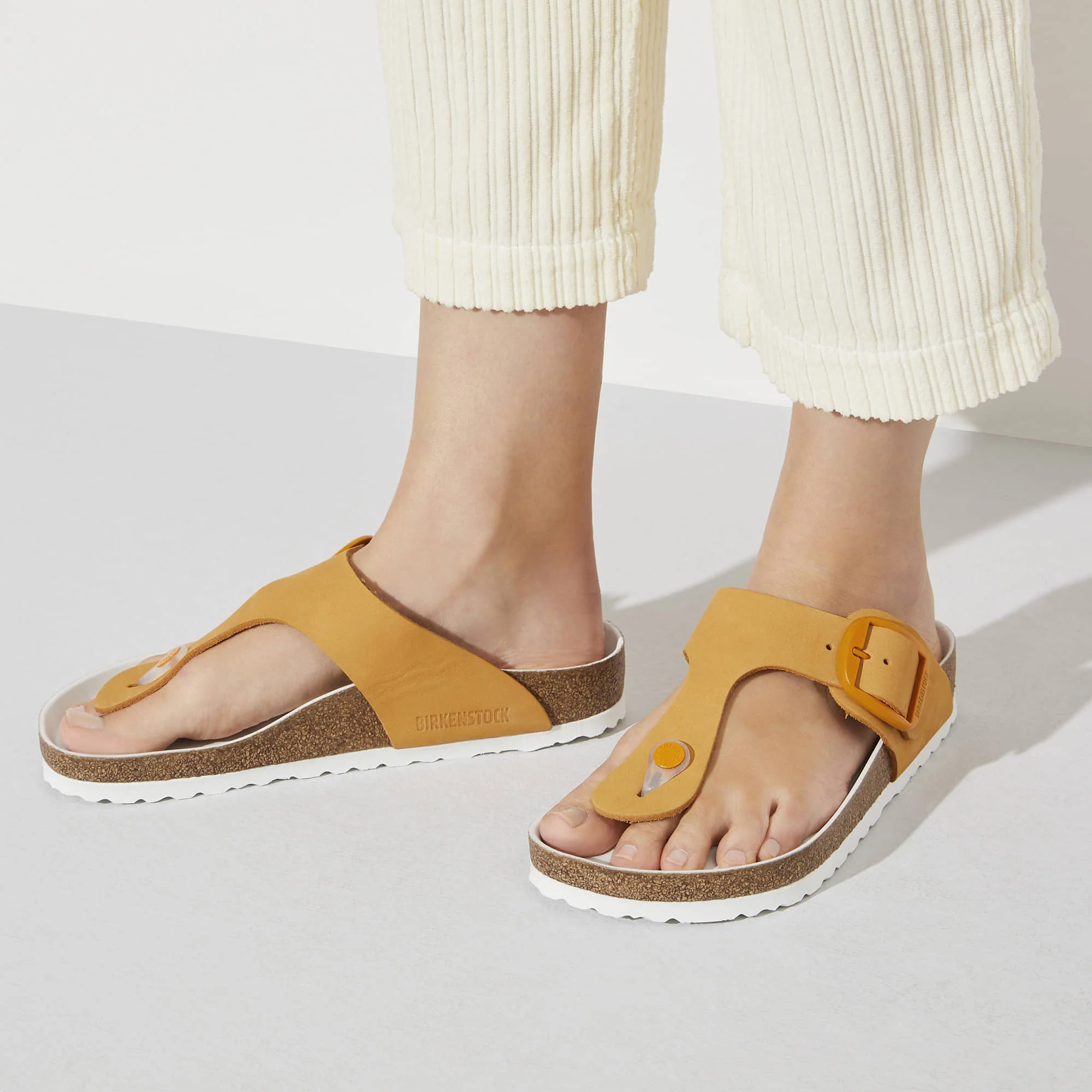 Gizeh Big Buckle Nubuck Leather - Image 8
