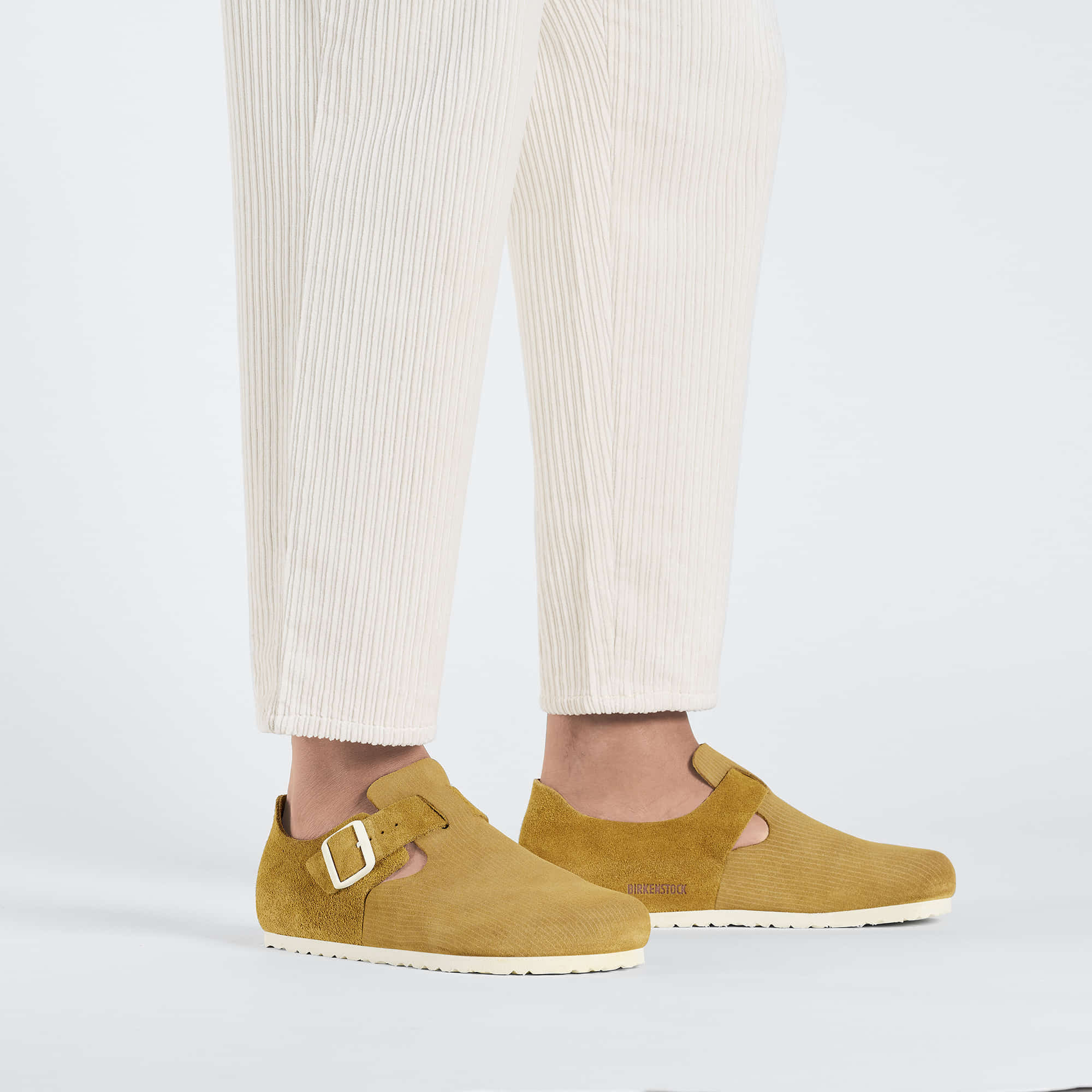 London Suede Leather - Image 8