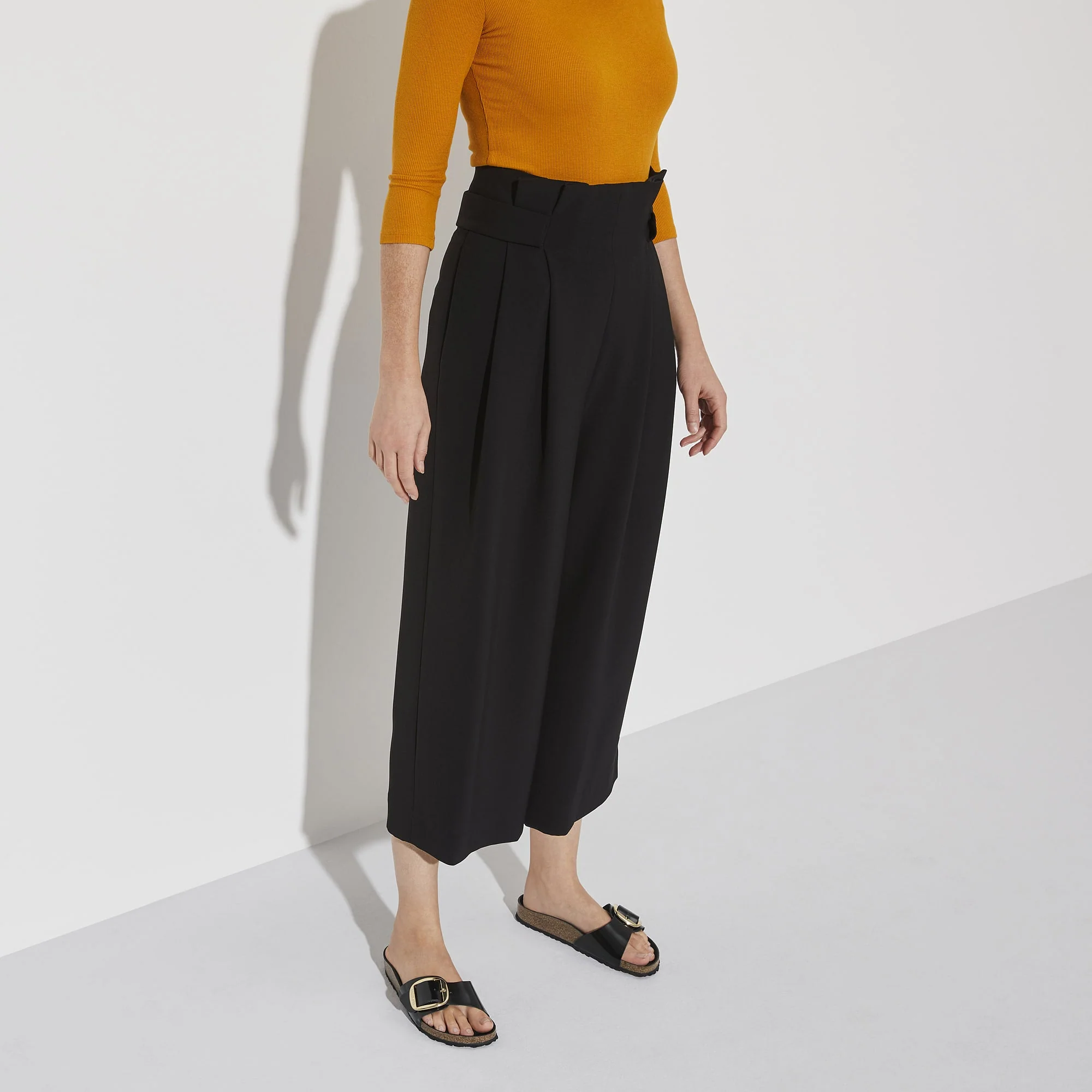 Madrid Big Buckle Natural Leather Patent - Image 7