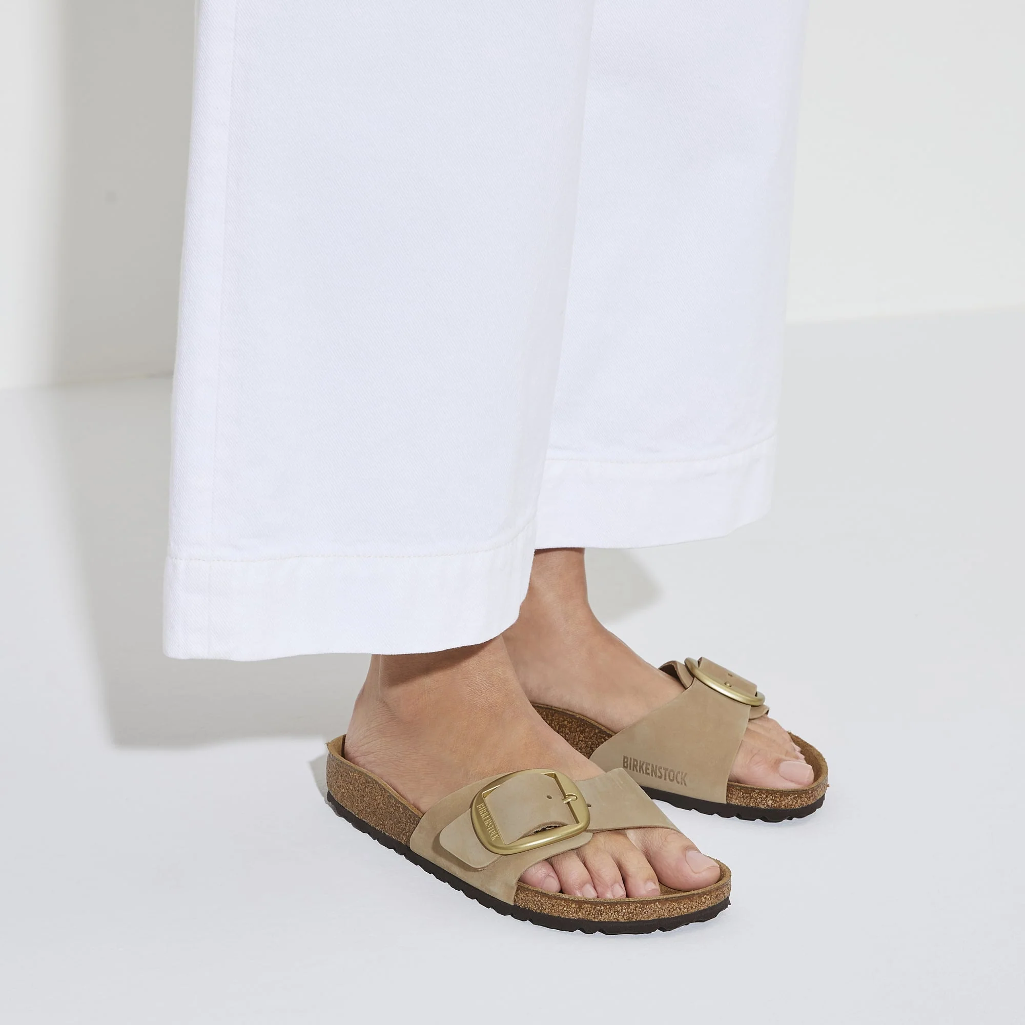 Madrid Big Buckle Nubuck Leather - Image 8