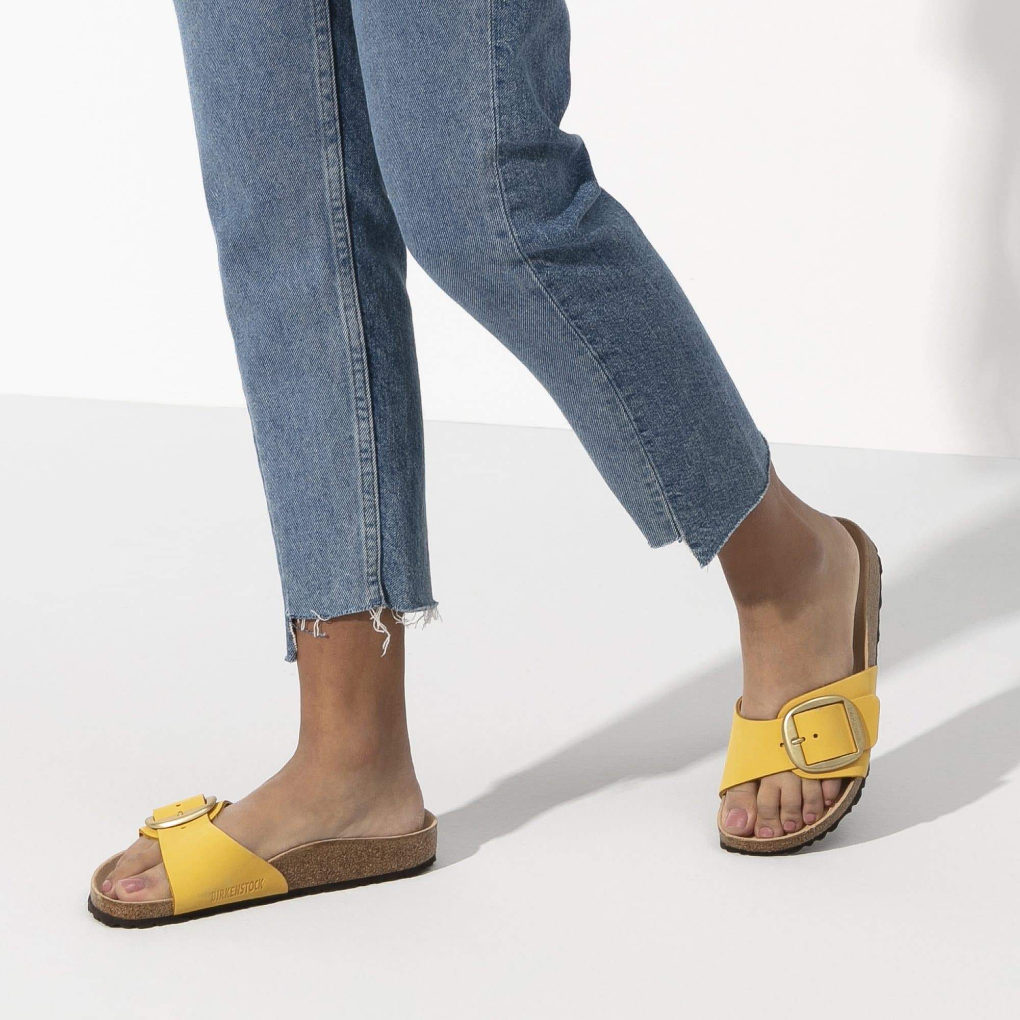 Madrid Big Buckle Nubuck Leather - Image 8