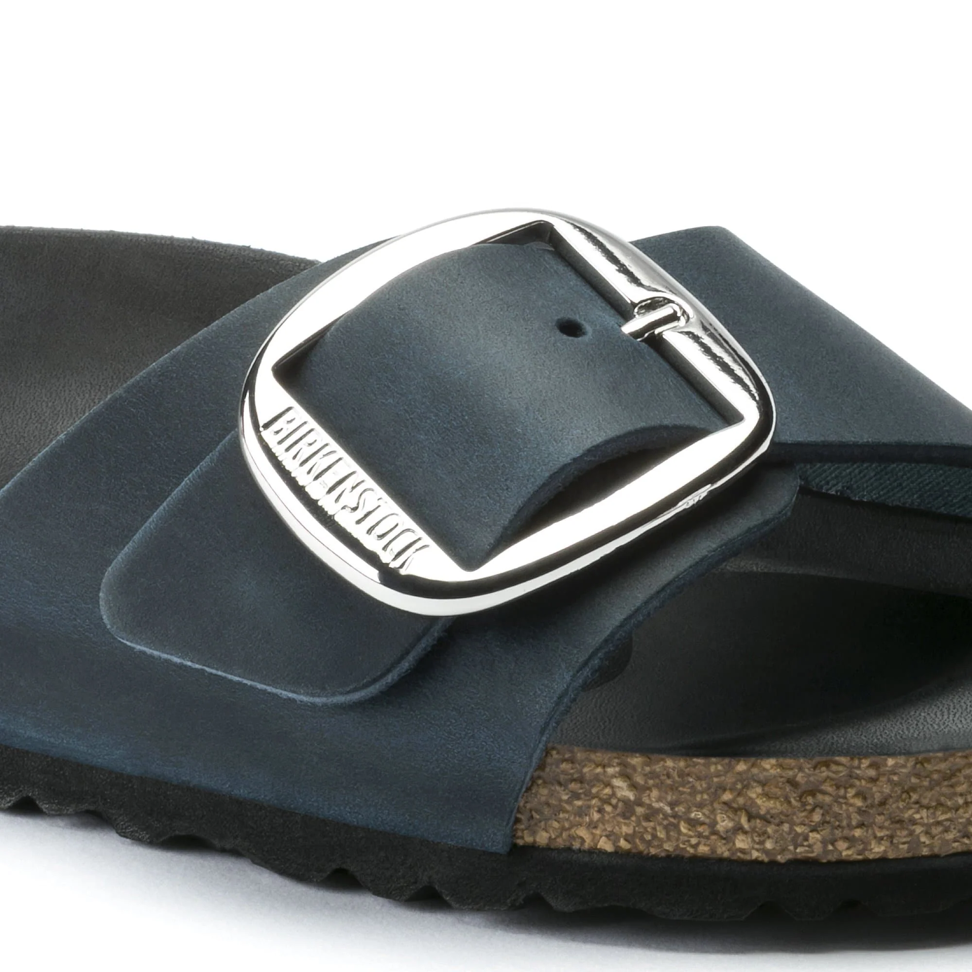 Madrid Big Buckle Oiled Leather - Image 8