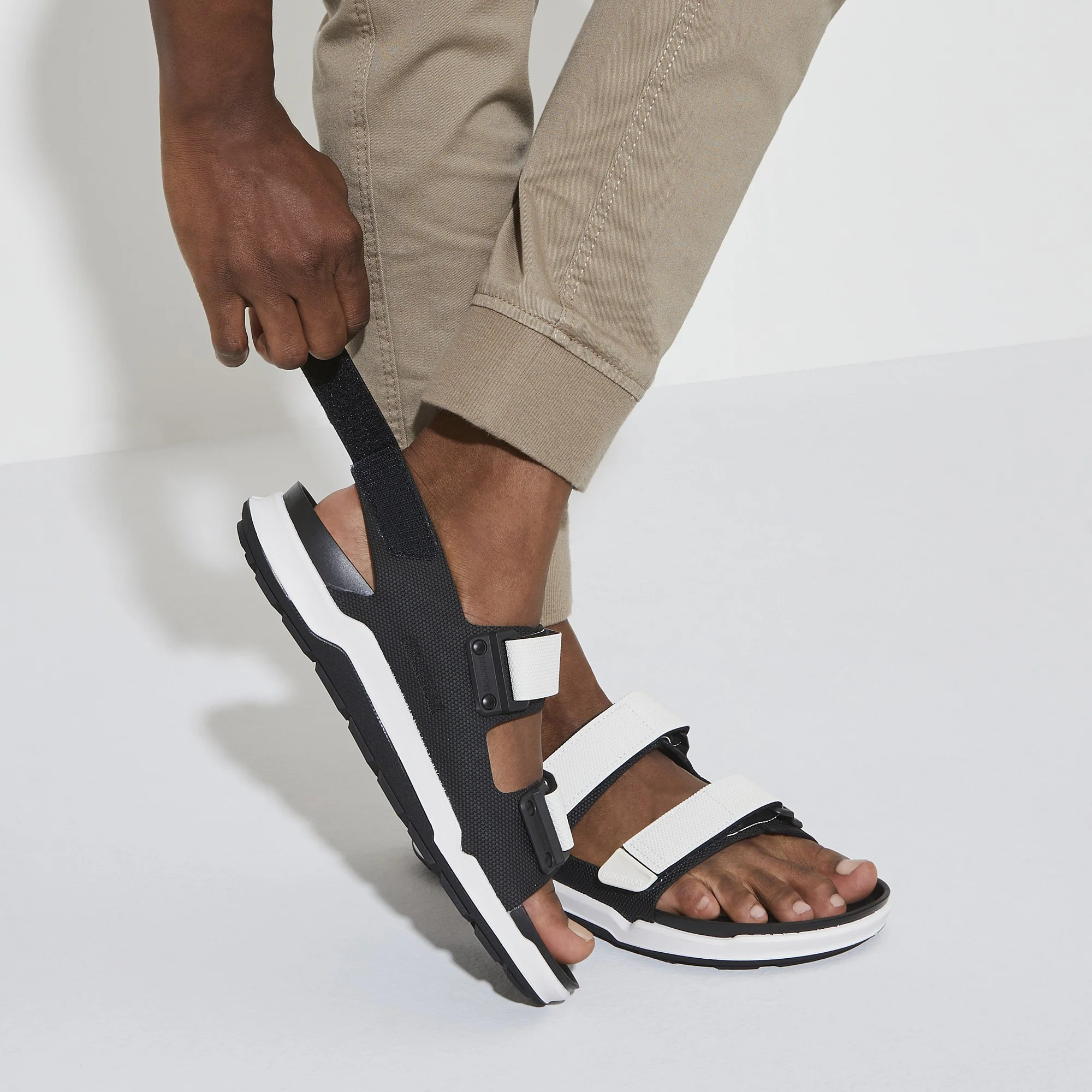 Tatacoa  Birko-Flor Futura Black/White - Image 8